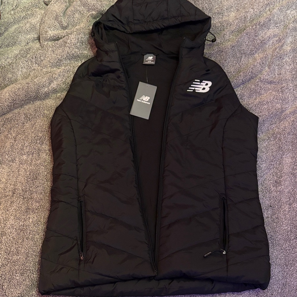 NWT New Balance Women's Black Hooded Vest